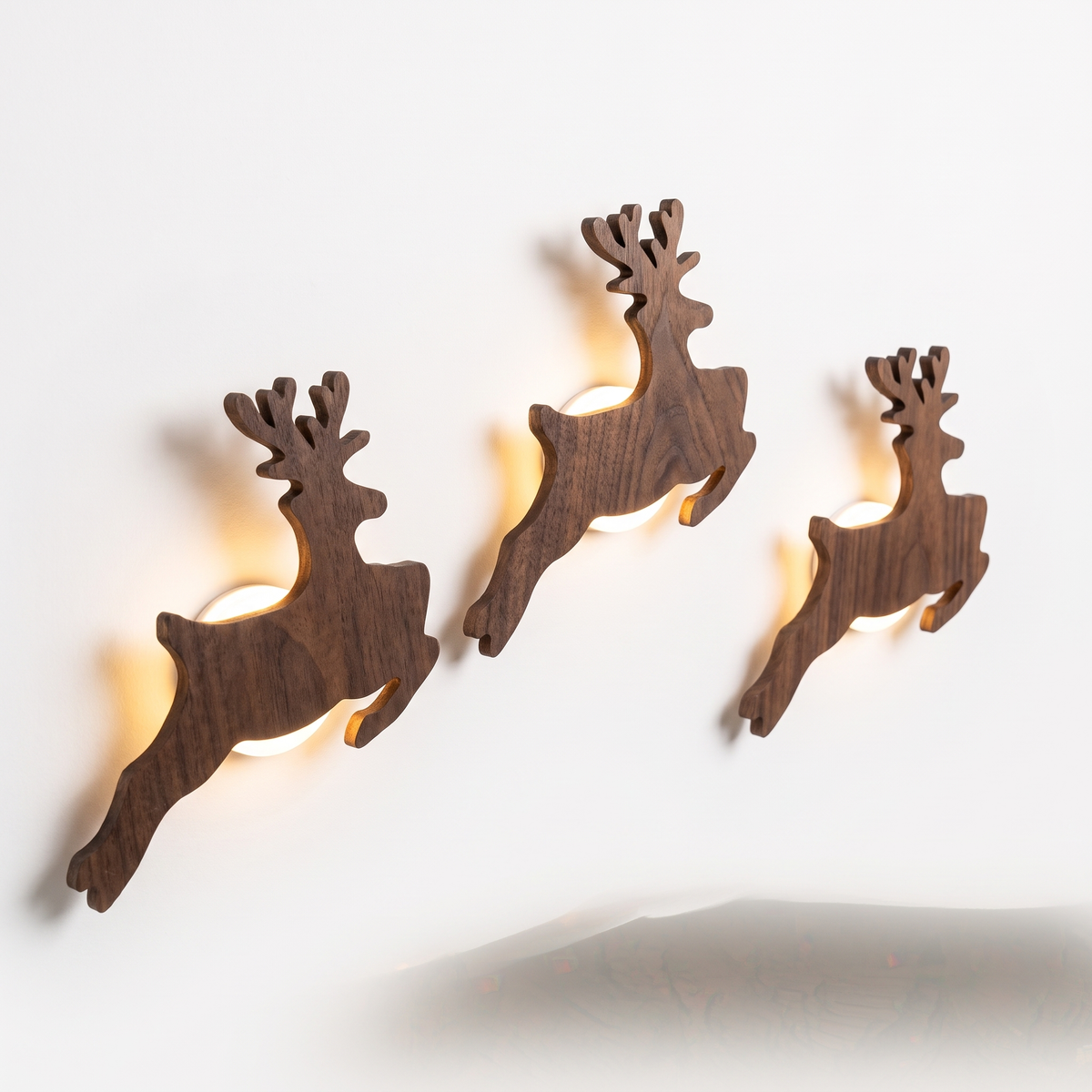 Silent Stag™ Reindeer Press On